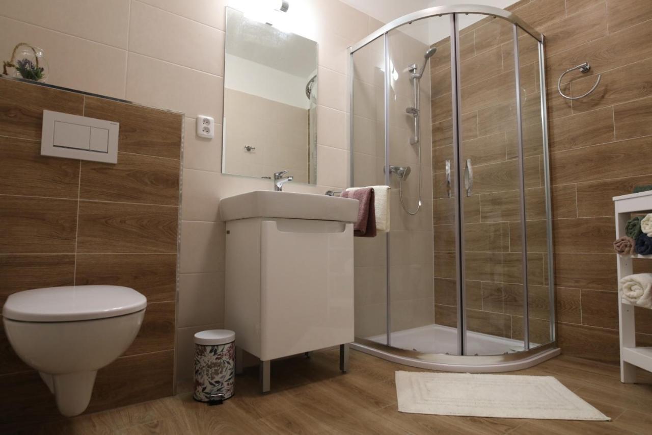 ליפנו נאד וויטאבו Apartmany Allis מראה חיצוני תמונה