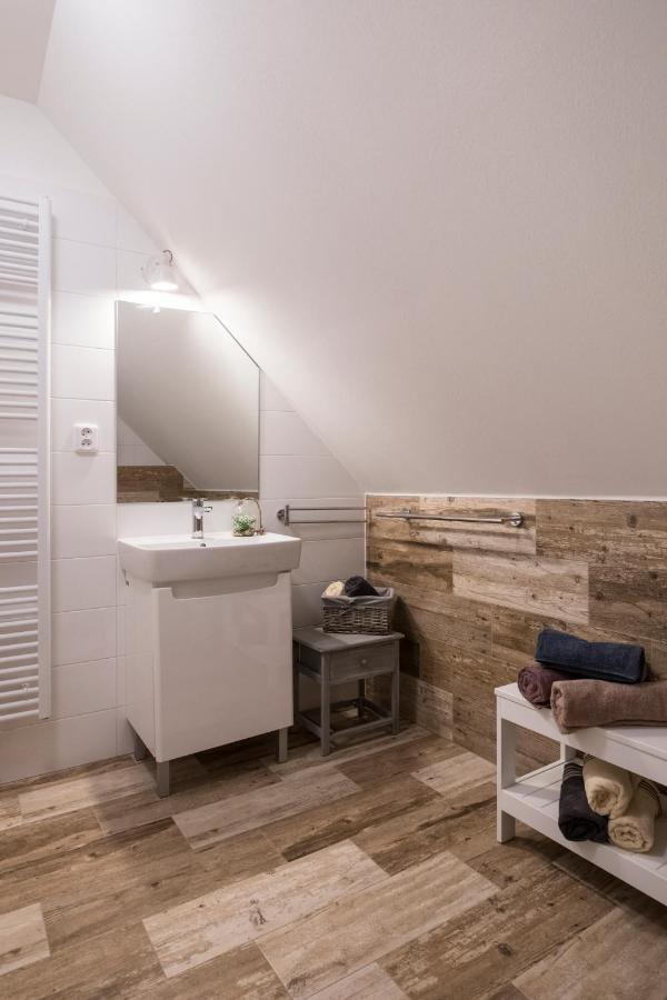 ליפנו נאד וויטאבו Apartmany Allis מראה חיצוני תמונה